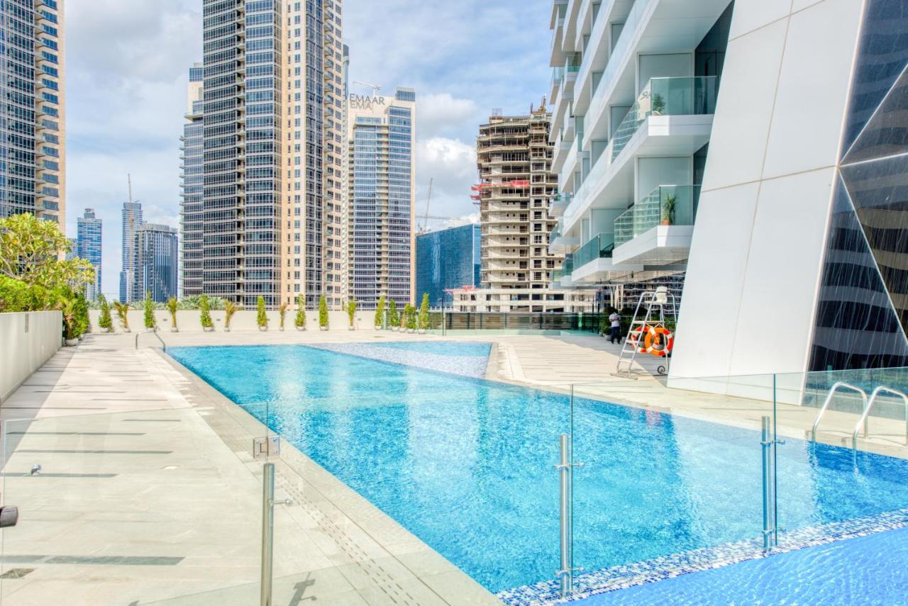 Maison Privee - Luxury, Spacious, Modern Near Burj Khalifa And Dubai Canal Bagian luar foto
