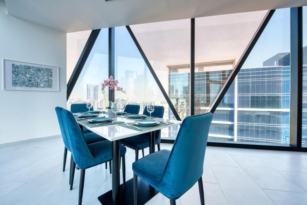 Maison Privee - Luxury, Spacious, Modern Near Burj Khalifa And Dubai Canal Bagian luar foto
