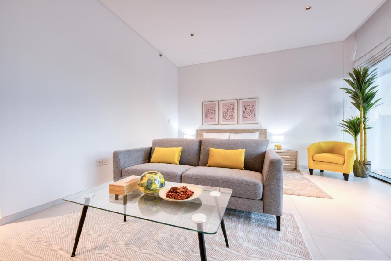 Maison Privee - Luxury, Spacious, Modern Near Burj Khalifa And Dubai Canal Bagian luar foto